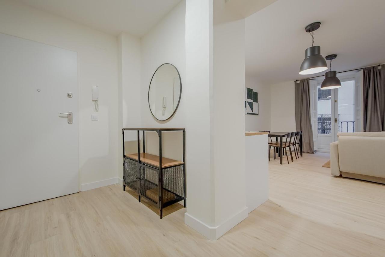 Cozy&new 6pax En La Plaza De Tirso Apartment